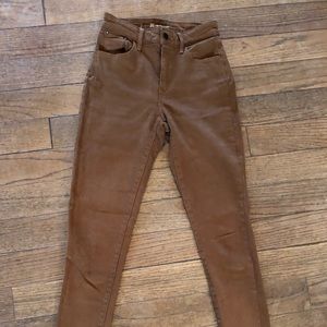 Levi’s high rise skinny jeans